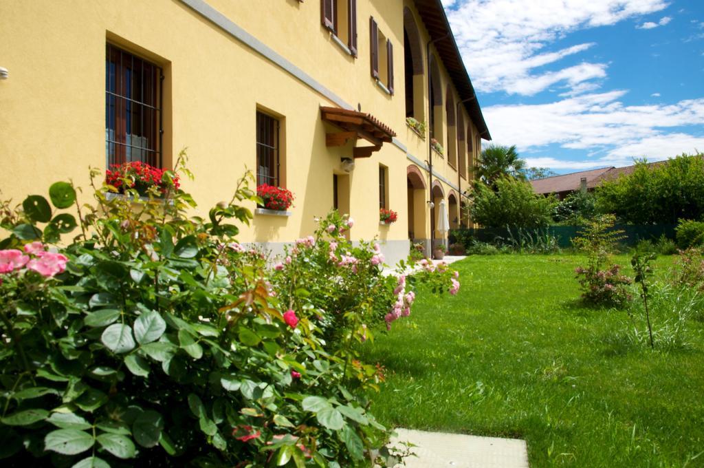Bed and Breakfast Cascina Delle Mele Vittuone Exterior foto