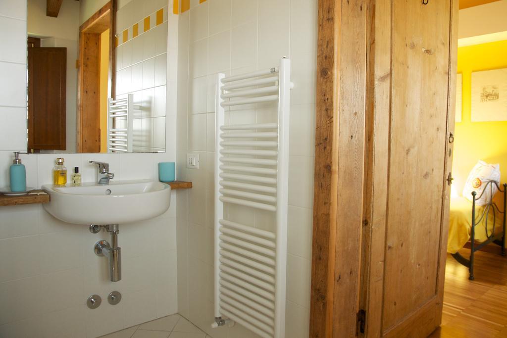 Bed and Breakfast Cascina Delle Mele Vittuone Exterior foto